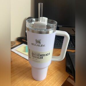 - New Wisteria 40oz Stanley limited edition quencher h2.0